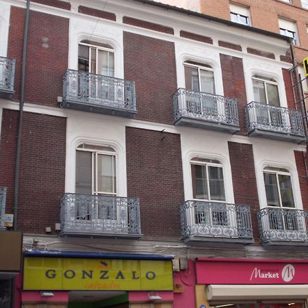 Hostal Lima Valladolid Eksteriør billede