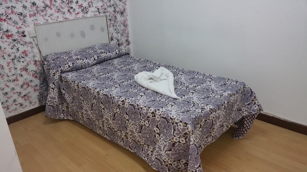Hostal Lima Valladolid Eksteriør billede