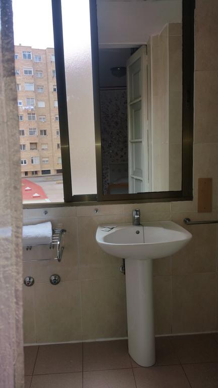 Hostal Lima Valladolid Eksteriør billede