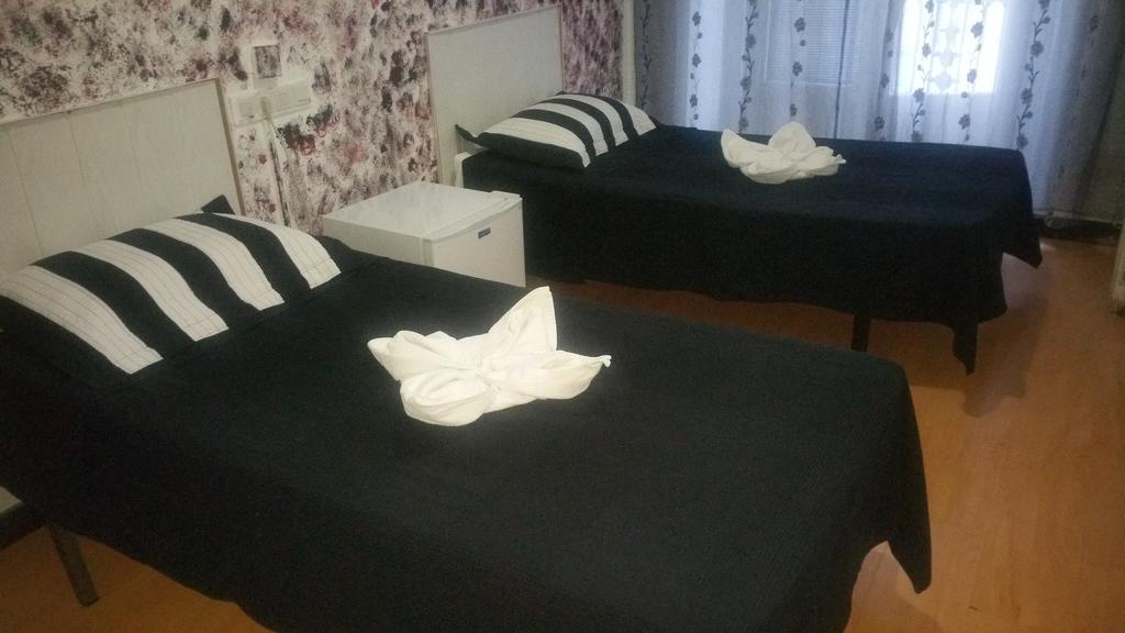 Hostal Lima Valladolid Eksteriør billede