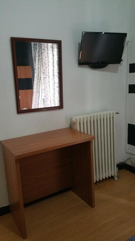 Hostal Lima Valladolid Eksteriør billede