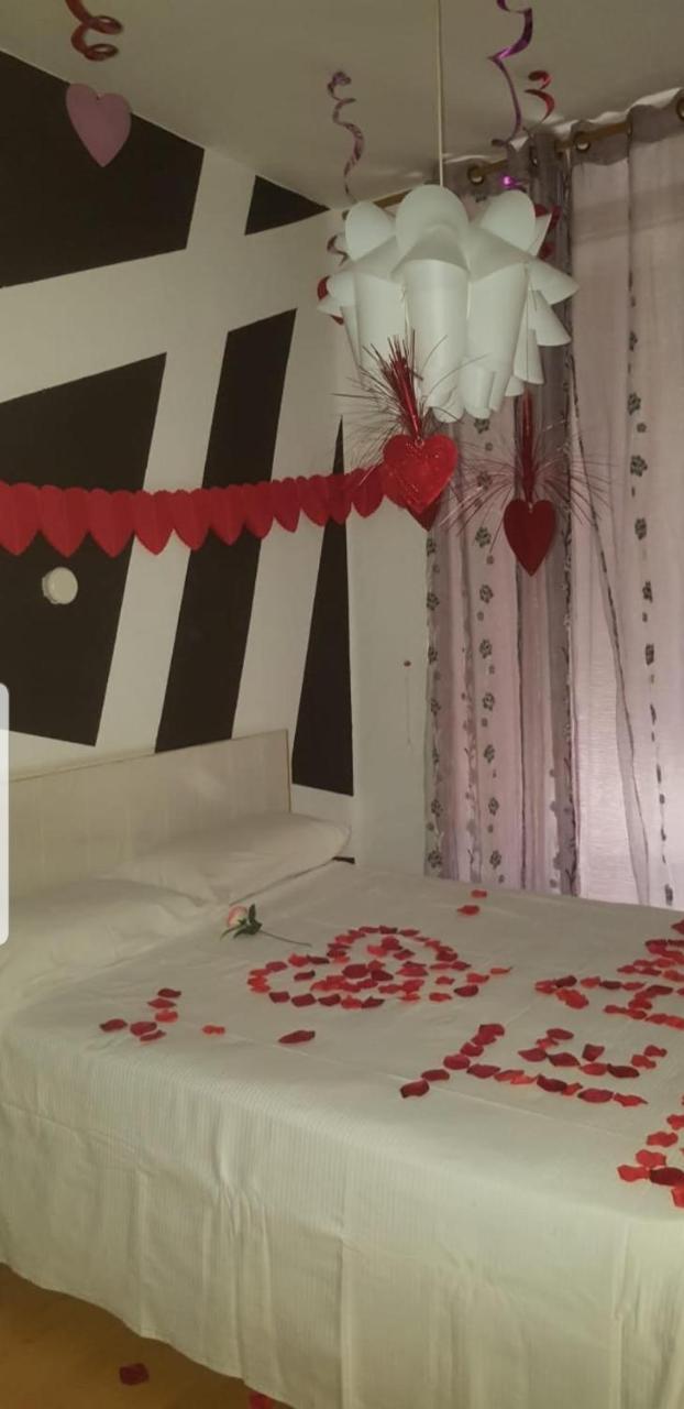Hostal Lima Valladolid Eksteriør billede